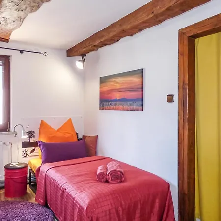 4 Bedroom In *