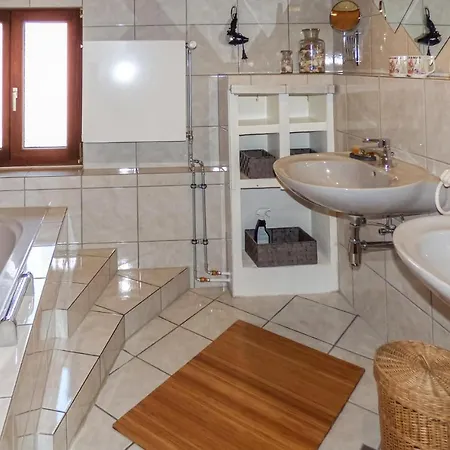 4 Bedroom Nice Home In Gottmadingen 고트마딩겐
