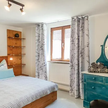 4 Bedroom In Ferienhaus Gottmadingen